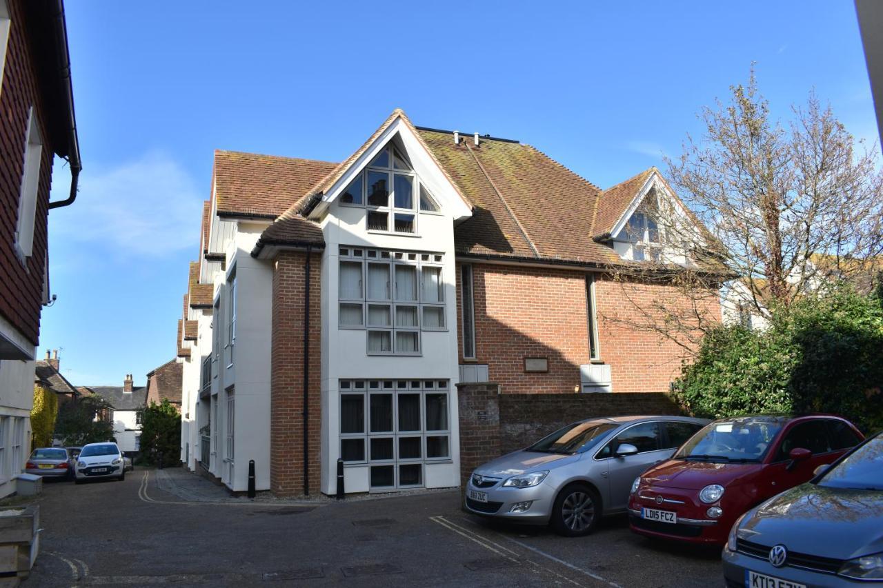 Super Funky Spire View Cottage - Free Gated Parking - Ultra Wifi Canterbury Luaran gambar