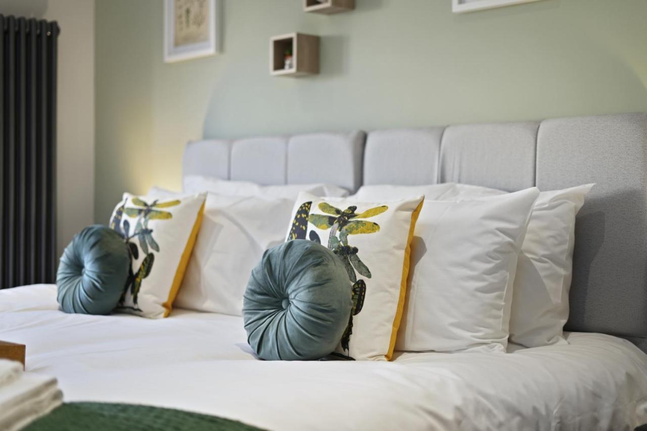Super Funky Spire View Cottage - Free Gated Parking - Ultra Wifi Canterbury Luaran gambar